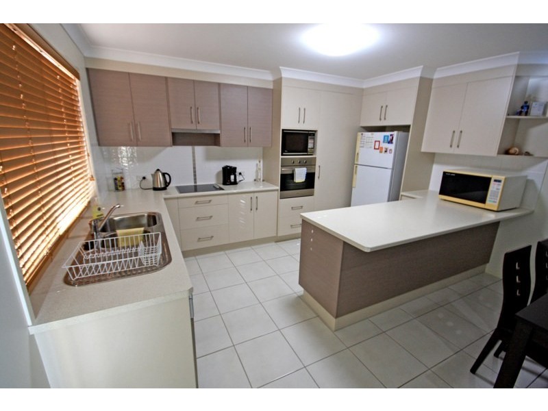 4/10 Curtis Street, Bundaberg QLD 4670