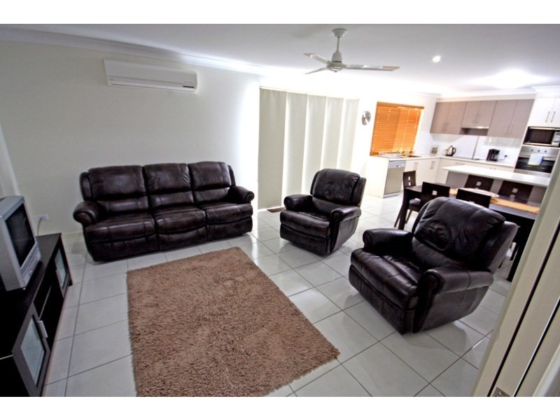 4/10 Curtis Street, Bundaberg QLD 4670