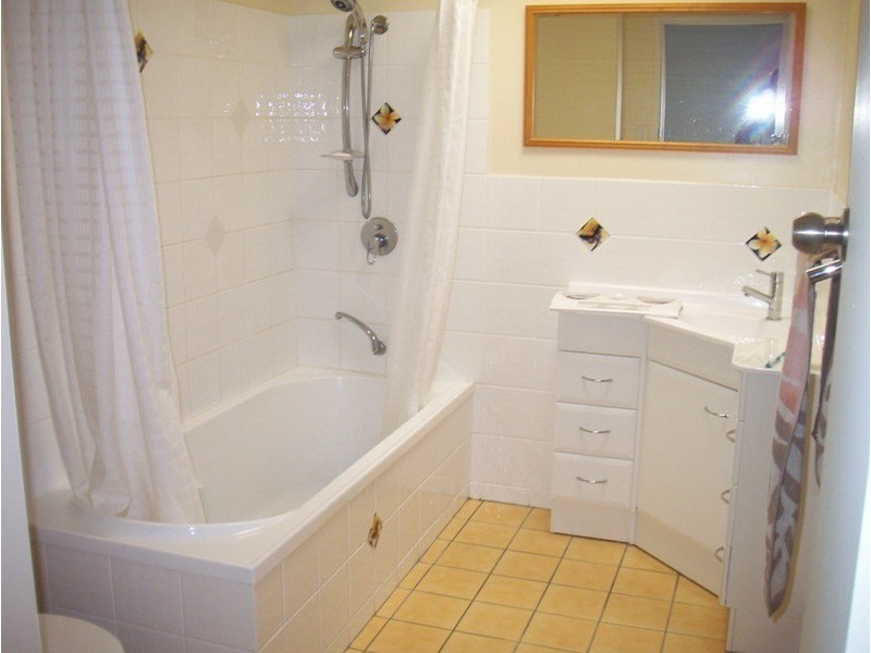 24 Johnston Street, Bundaberg QLD 4670