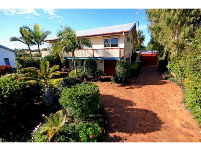 10 Tanner St, Bargara QLD 4670