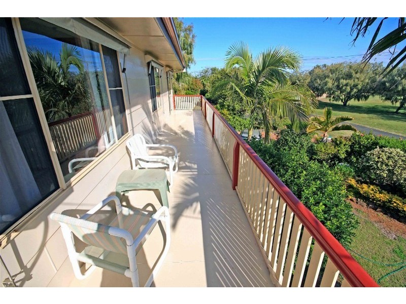 10 Tanner St, Bargara QLD 4670
