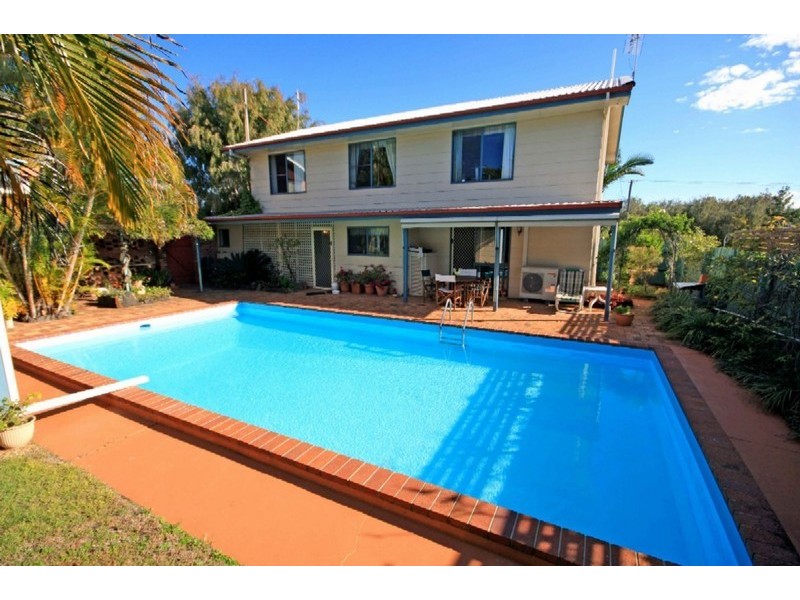 10 Tanner St, Bargara QLD 4670