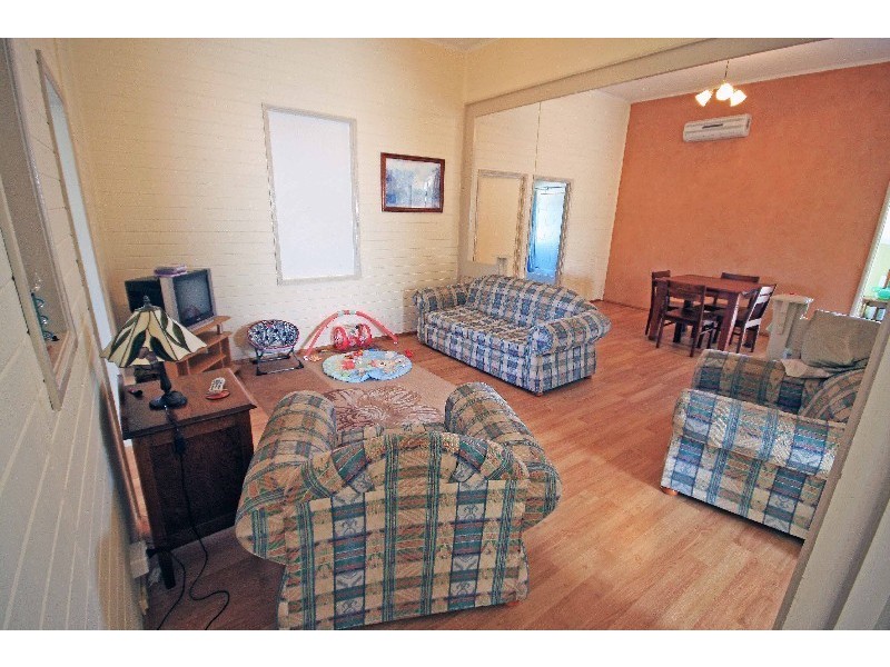 Walkervale QLD 4670