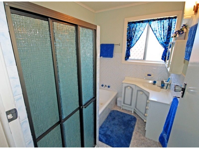 11 Miles St, Kepnock QLD 4670