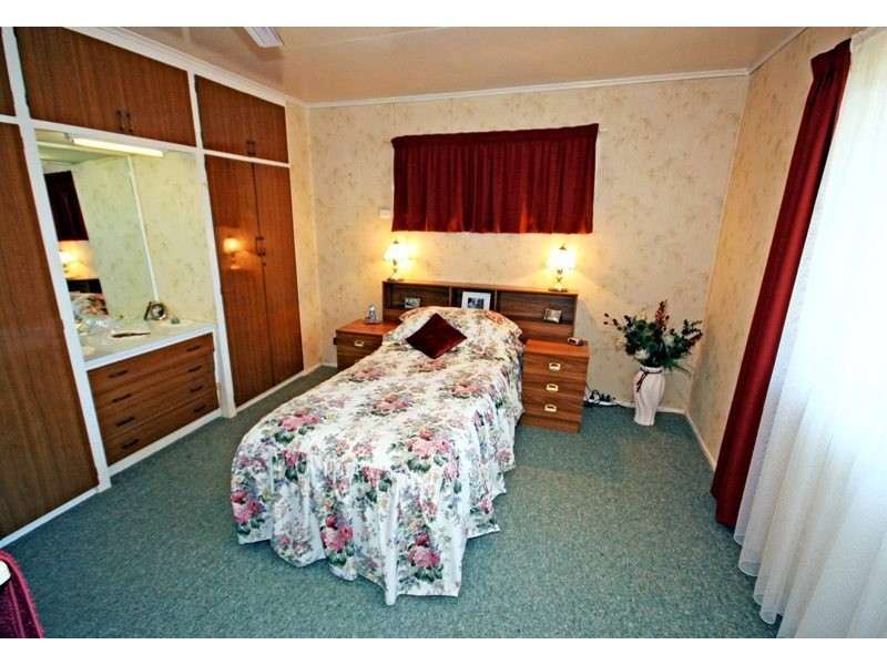 11 Miles St, Kepnock QLD 4670
