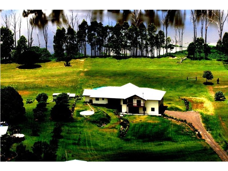 14 Rustic Road, Sharon QLD 4670