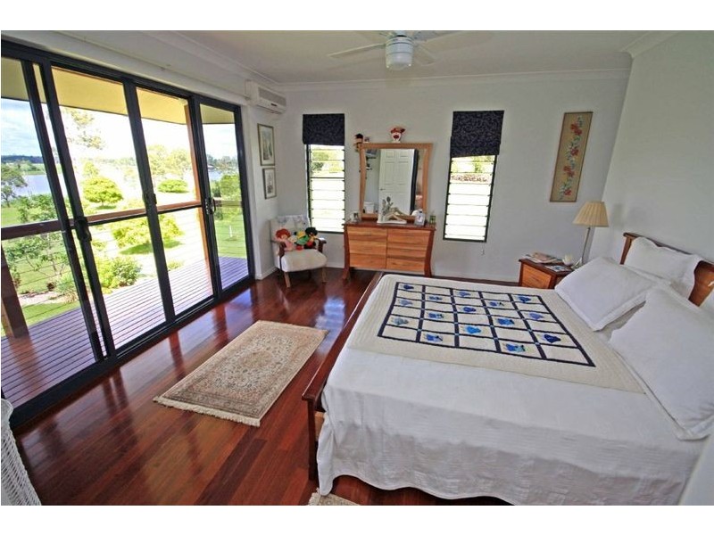 14 Rustic Road, Sharon QLD 4670