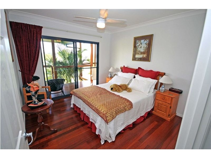 14 Rustic Road, Sharon QLD 4670
