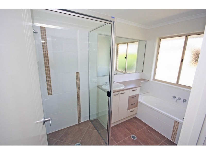 17 Rifle Range Road, Innes Park QLD 4670