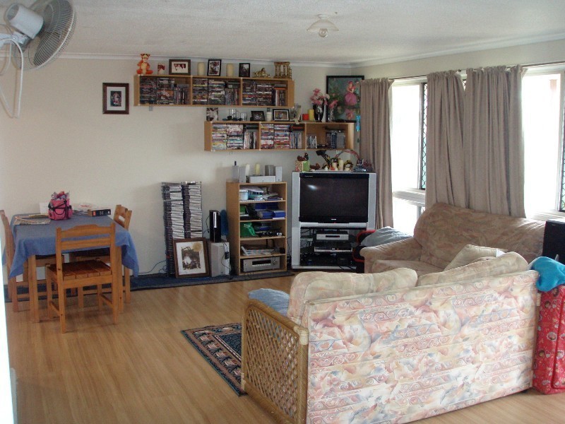 52 Reidy St, Thabeban QLD 4670