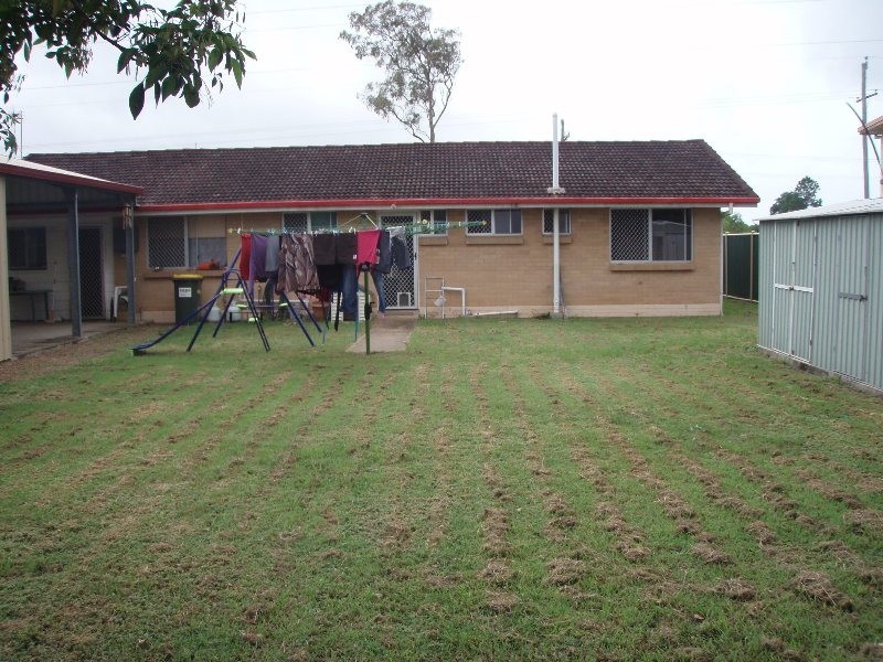 52 Reidy St, Thabeban QLD 4670