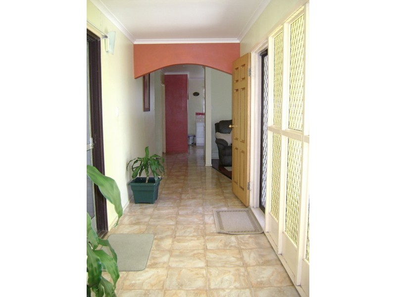 Avenell Heights QLD 4670