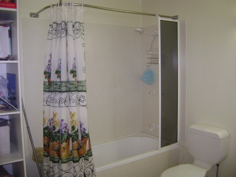 Avenell Heights QLD 4670