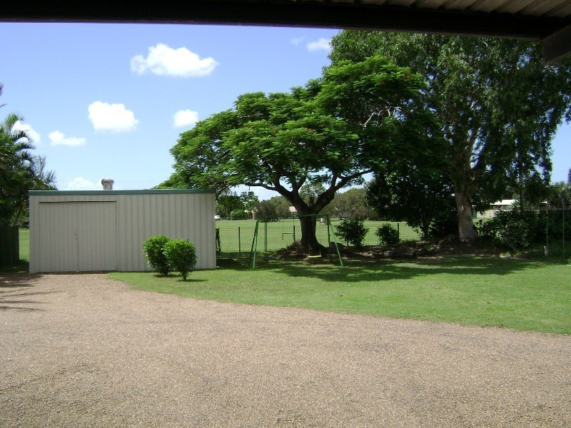 Avenell Heights QLD 4670