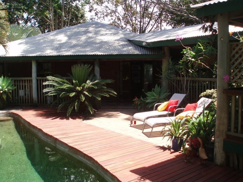 11 Wolfenden Rd, Bundaberg QLD 4670