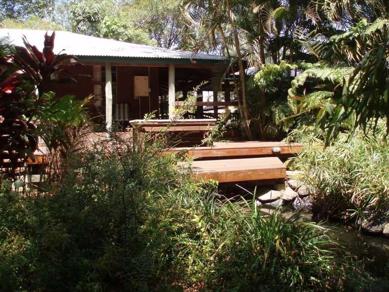 11 Wolfenden Rd, Bundaberg QLD 4670