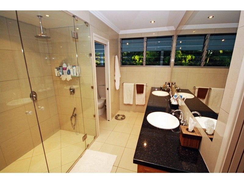 13 Bocks Road, Branyan QLD 4670