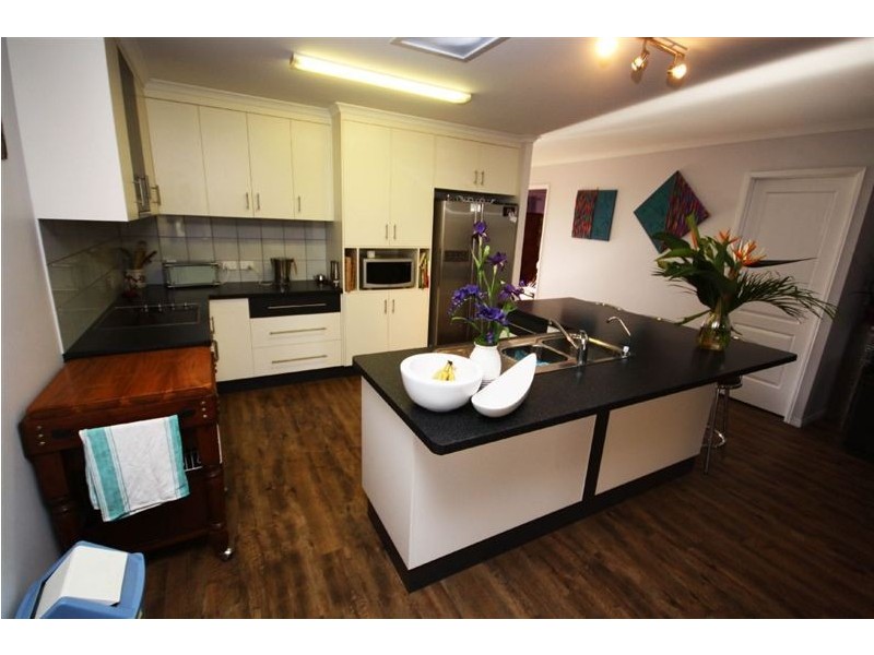 22 Mary-Fox St, Innes Park QLD 4670