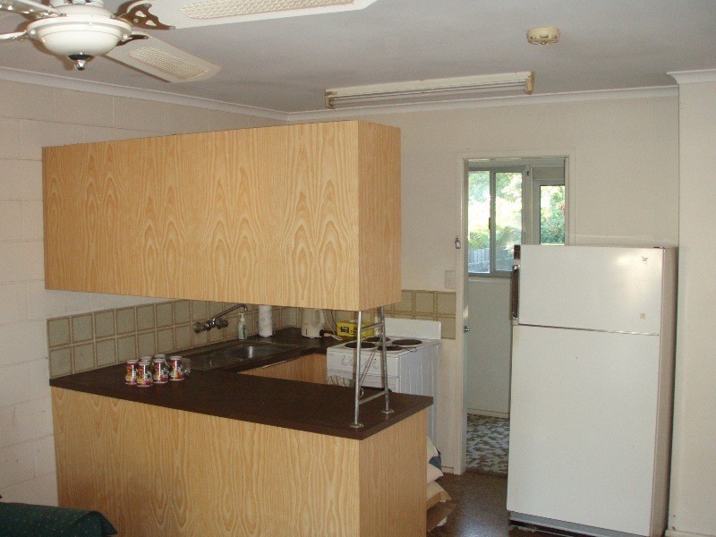 2/28 Sunset Dr, Thabeban QLD 4670