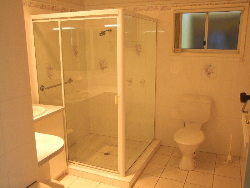 102 Electra St, Bundaberg West QLD 4670