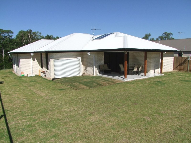 17 Green Avenue, Branyan QLD 4670