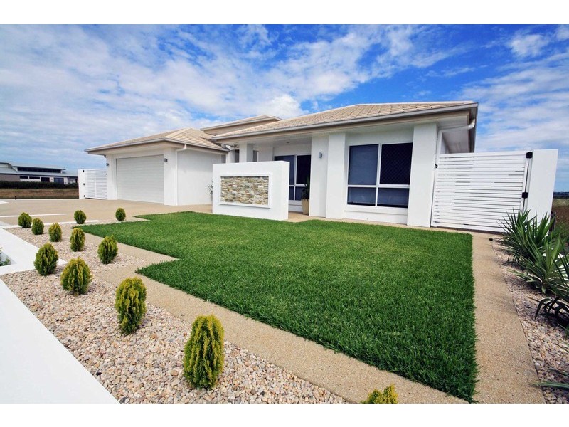 12 Panoramic Way, Bargara QLD 4670