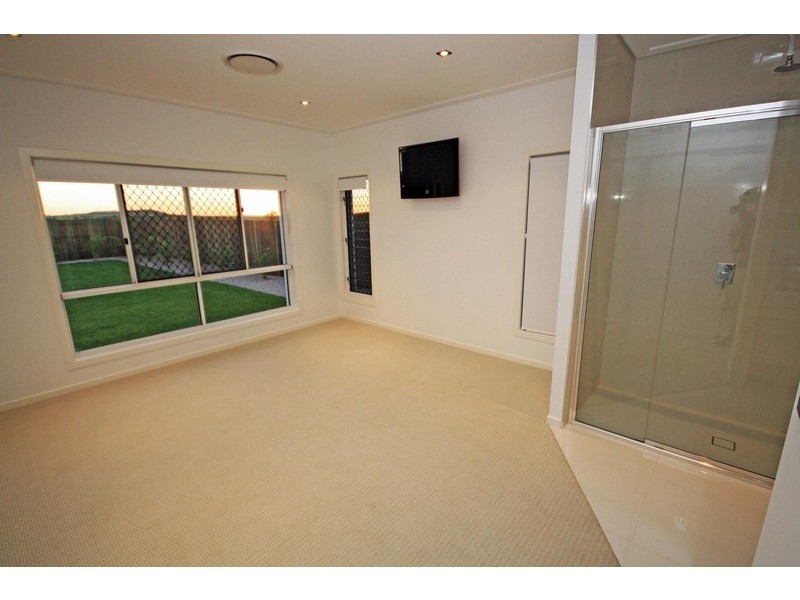 12 Panoramic Way, Bargara QLD 4670