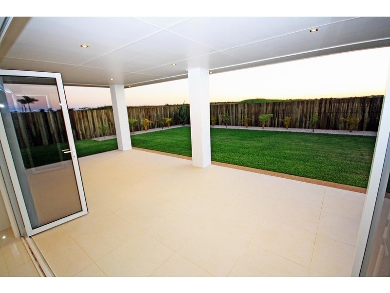 12 Panoramic Way, Bargara QLD 4670