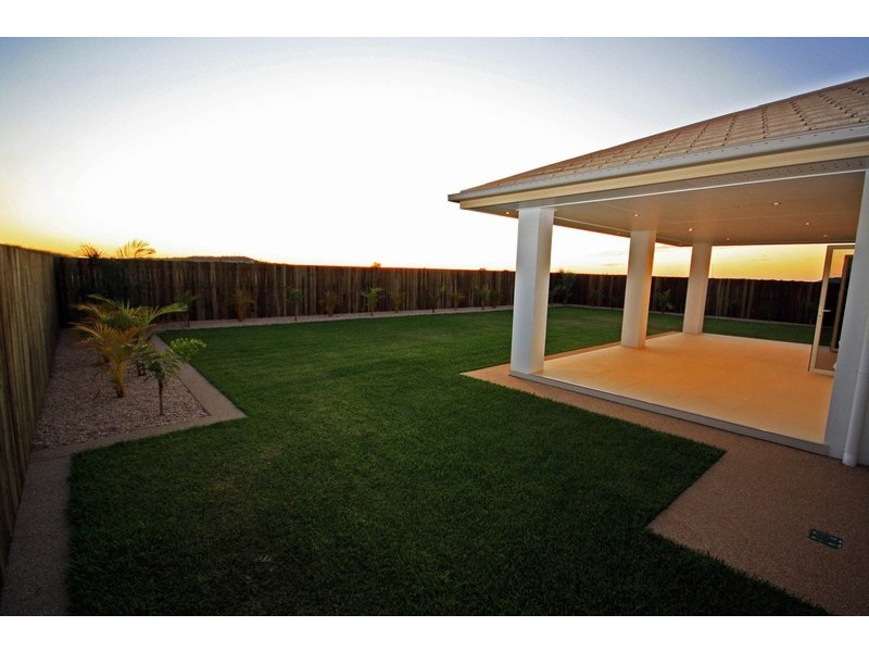 12 Panoramic Way, Bargara QLD 4670
