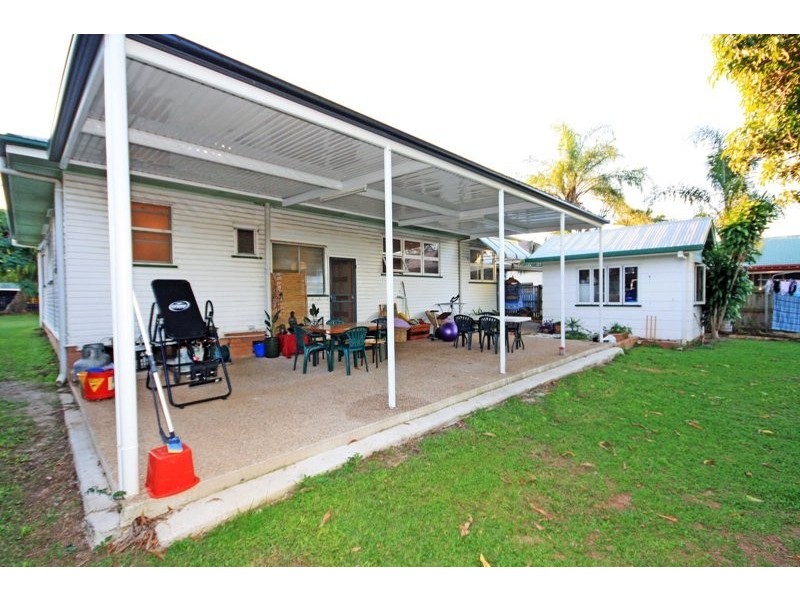 86 Branyan St, Svensson Heights QLD 4670