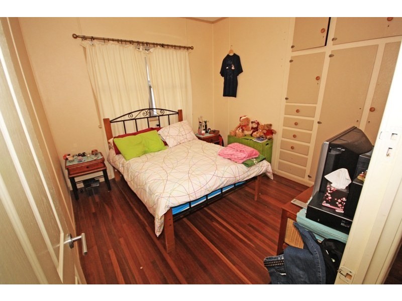 86 Branyan St, Svensson Heights QLD 4670