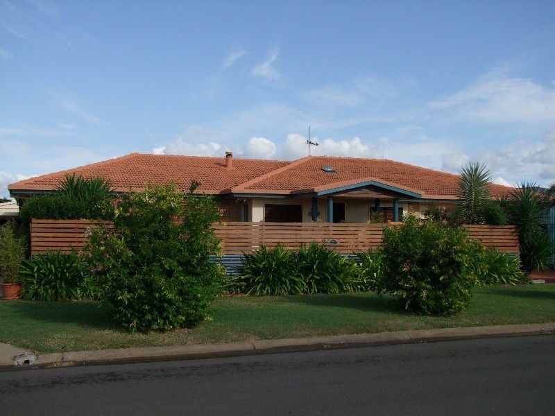 21 Maughan St, Thabeban QLD 4670