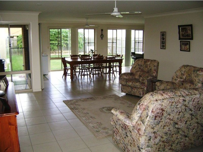 3 Regent Court, Thabeban QLD 4670