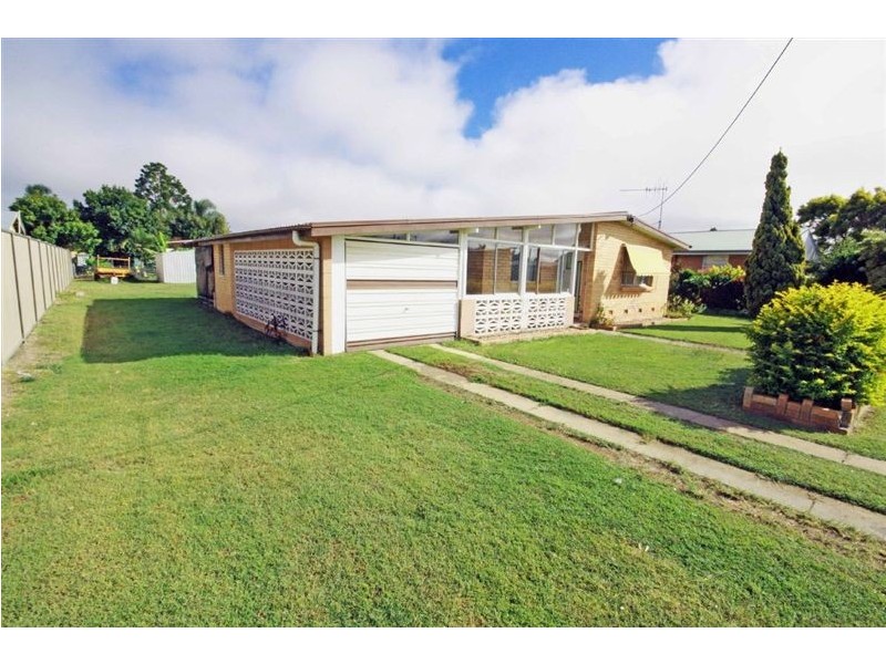 10 Page St, Svensson Heights QLD 4670