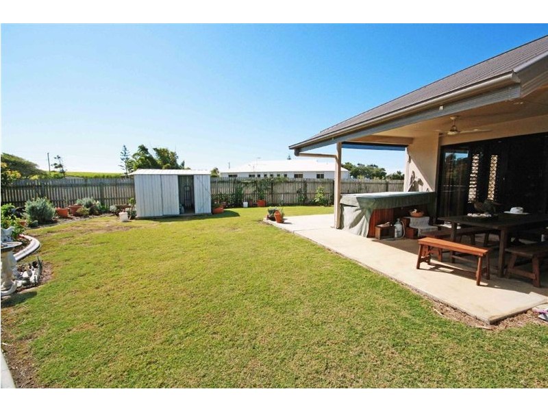 12 Treena Place, Innes Park QLD 4670