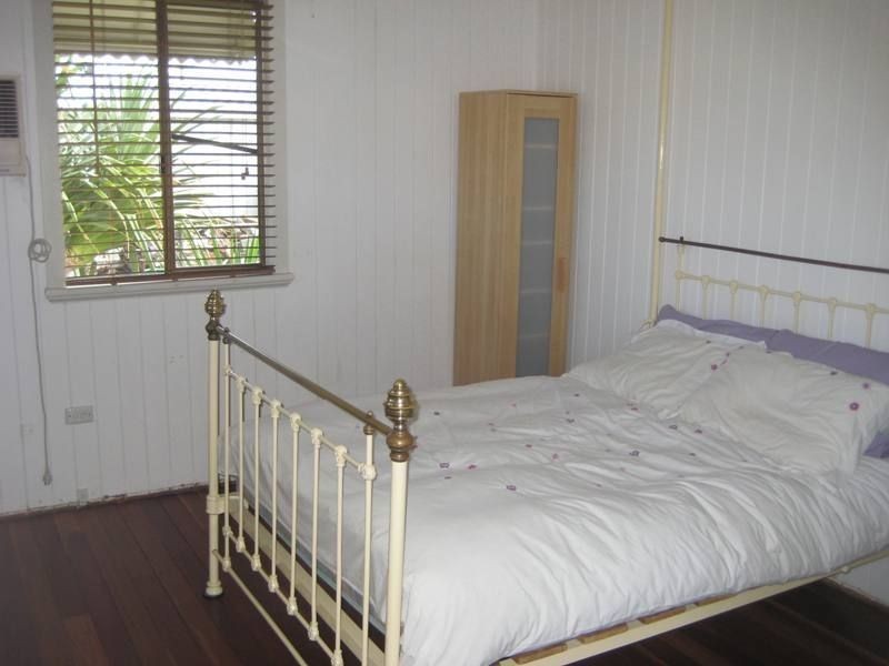 65 Beatrice Street, Walkervale QLD 4670