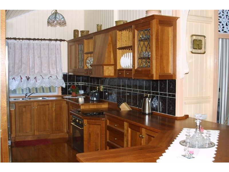 33 Gavegan Street, Bundaberg North QLD 4670