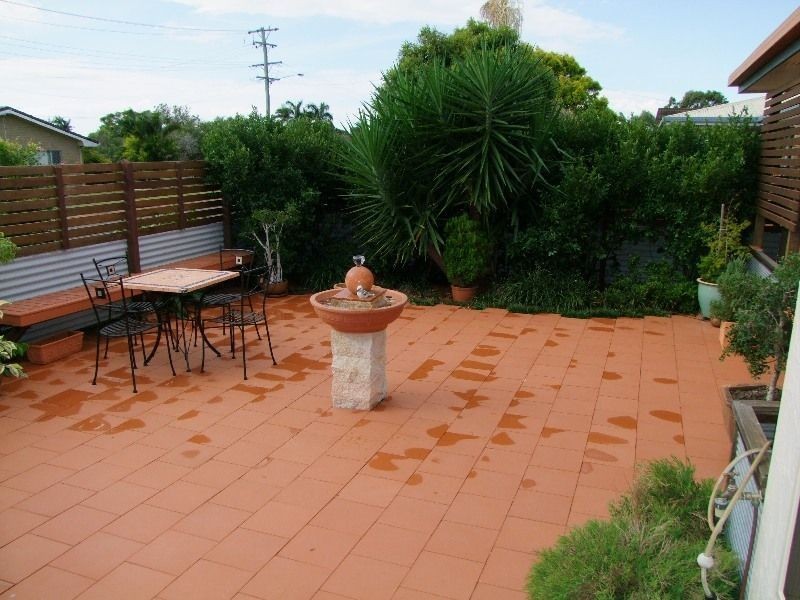 21 Maughan St, Thabeban QLD 4670