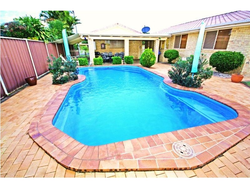 15 Somers Street, Kepnock QLD 4670
