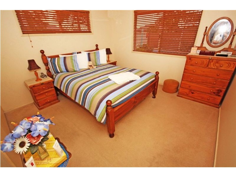 15 Somers Street, Kepnock QLD 4670