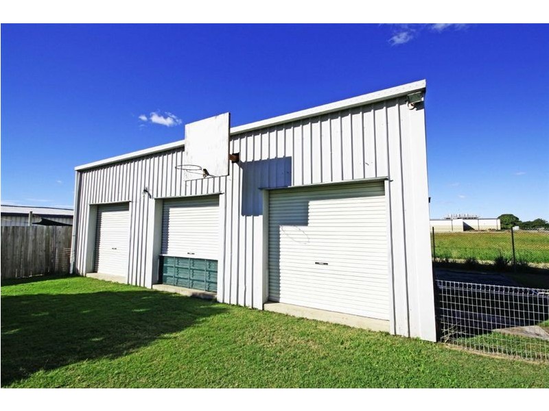 20 Hinkler Ave, Bundaberg North QLD 4670