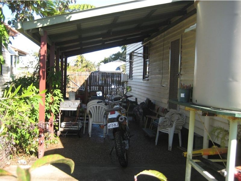 21 Wynter St, Norville QLD 4670
