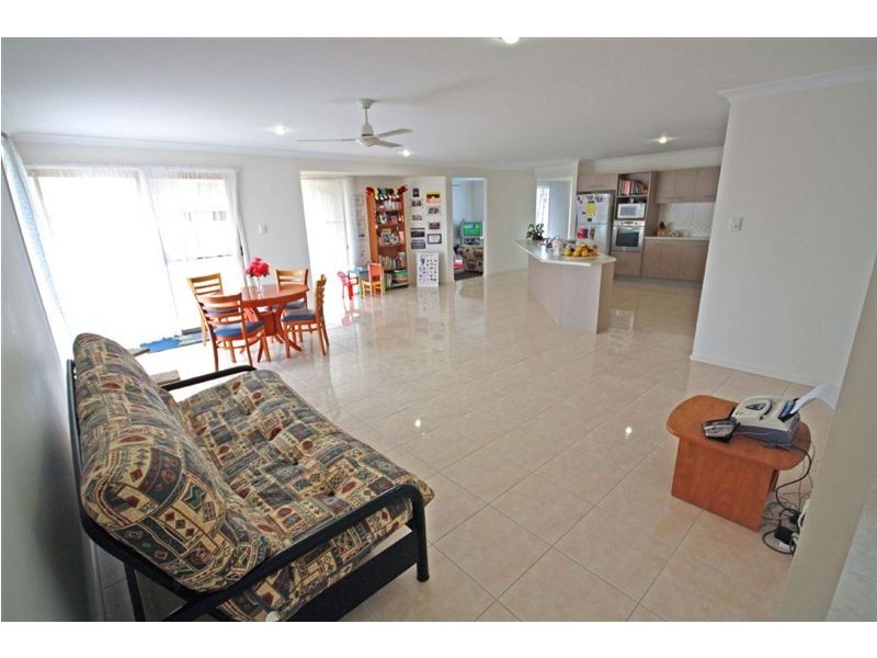 14 Explorers Way, Bargara QLD 4670