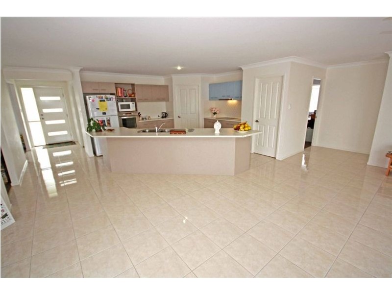 14 Explorers Way, Bargara QLD 4670