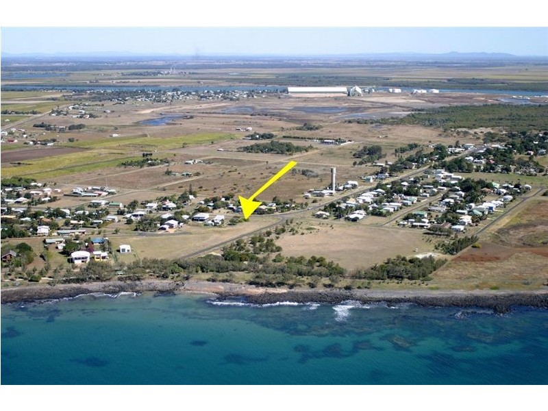 2 Burnett Heads Road, Burnett Heads QLD 4670