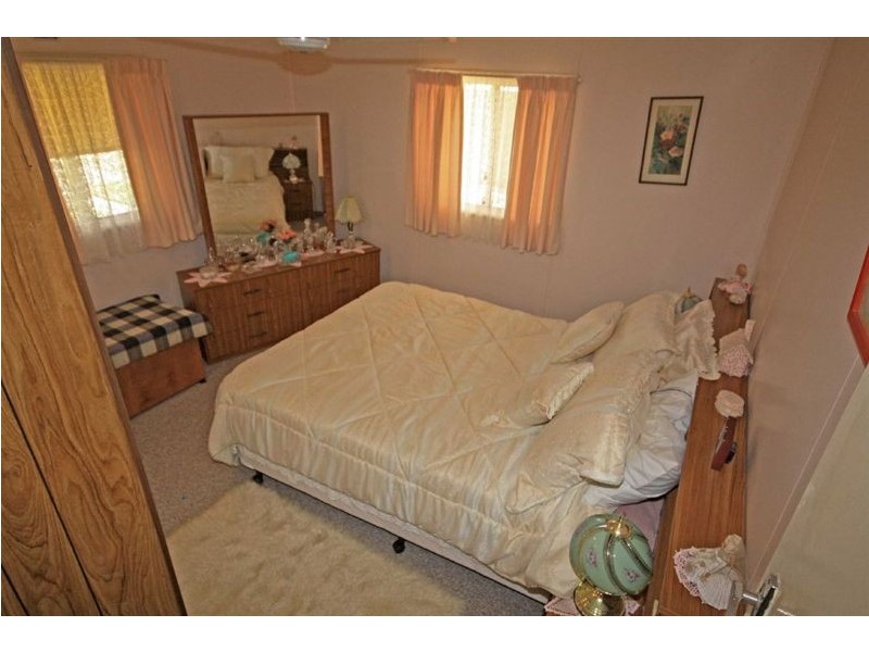 6 Gibson Street, Avenell Heights QLD 4670