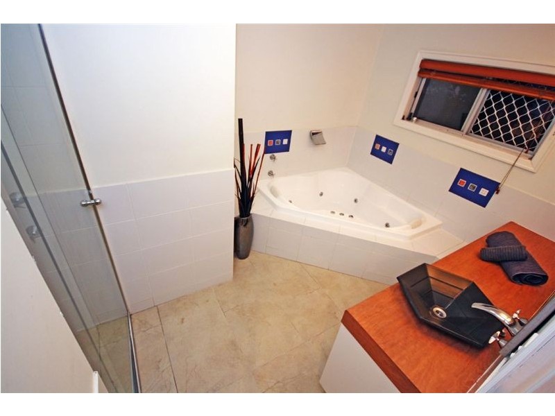 666 Bargara Road, Bargara QLD 4670