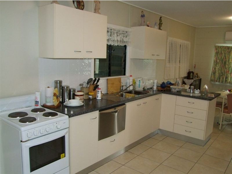 16 Duffy, Millbank QLD 4670