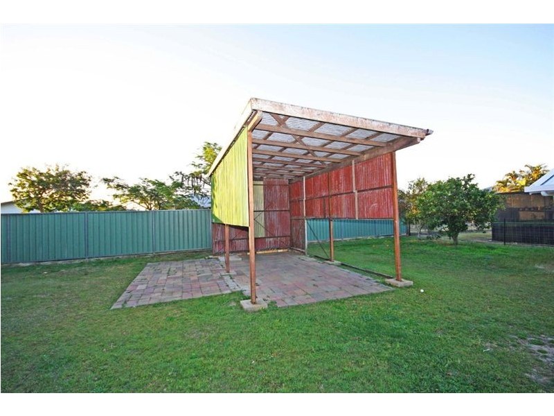 17 Dunn, Avenell Heights QLD 4670