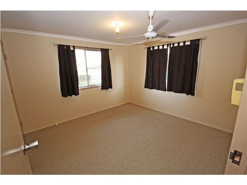 16 Sunset Drive, Thabeban QLD 4670